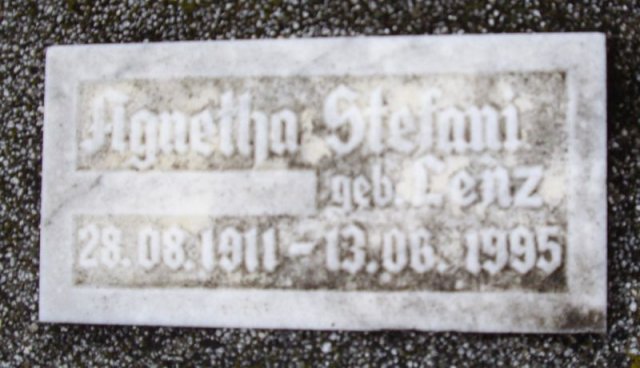 Lenz  Agnetha 1911-1995 Grabstein